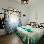 Casa Ohana Bed and Breakfast 4*